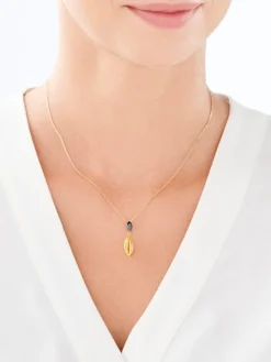 Zawieszka srebrna z cyrkonią