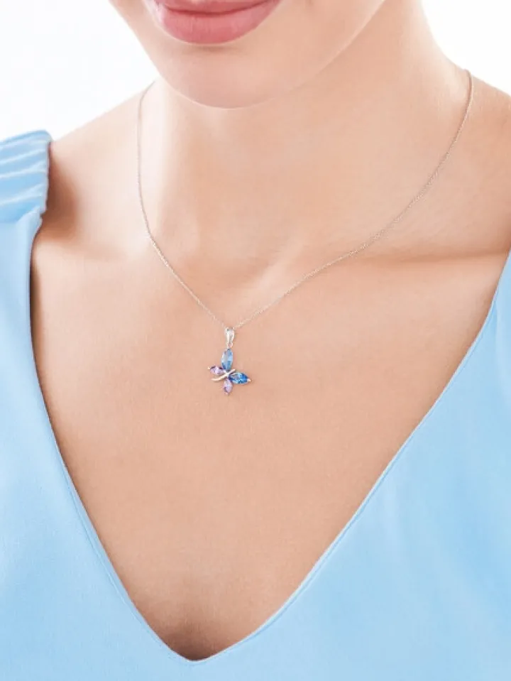 Zawieszka srebrna z cyrkoniami - motyl