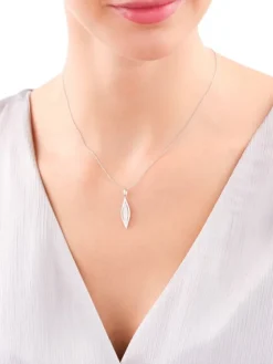 Zawieszka srebrna z cyrkoniami