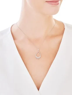 Zawieszka srebrna z cyrkoniami