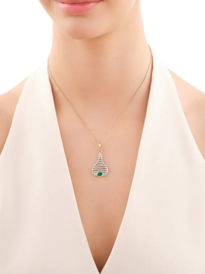 Zawieszka srebrna z kamieniem jubilerskim