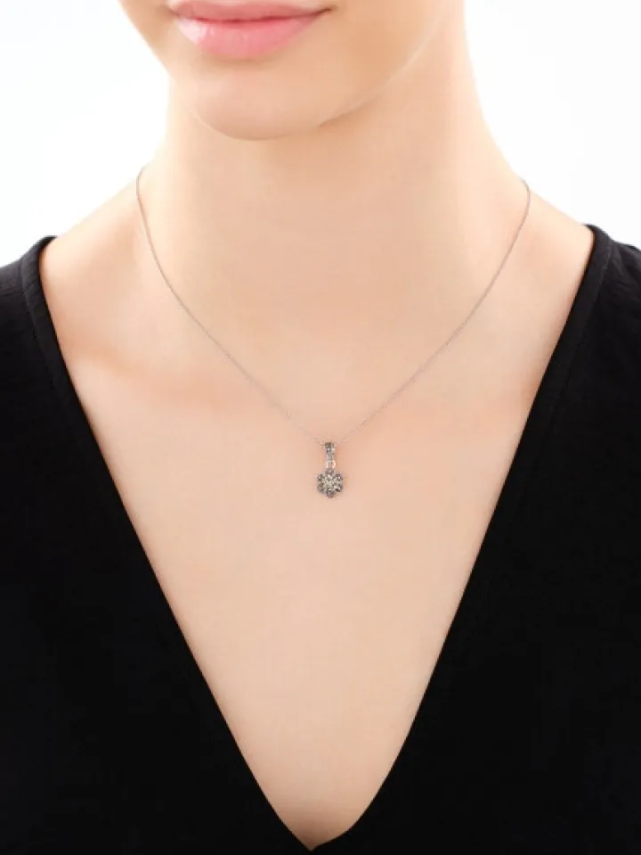 Zawieszka srebrna z markasytami - kwiat