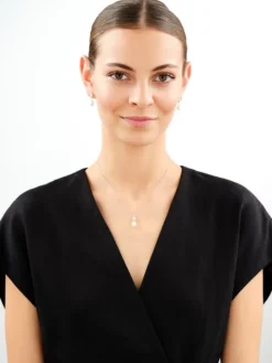 Zawieszka srebrna z perłą i cyrkoniami