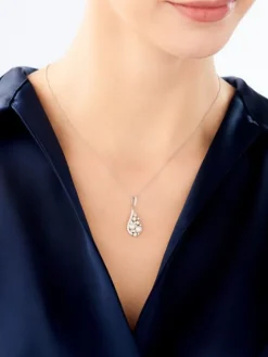 Zawieszka srebrna z perłami i cyrkoniami