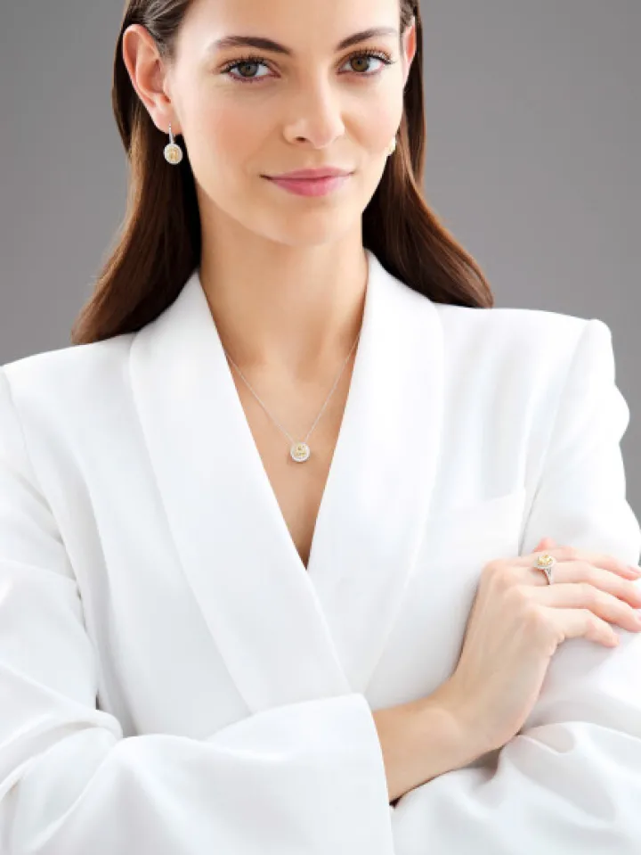 Zawieszka z białego i żółtego złota z diamentami - VS2/Fancy Light Yellow - 1,34 ct - próba 750