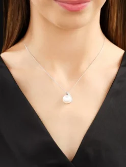 Zawieszka z białego złota z brylantami i perłą South Sea - próba 585