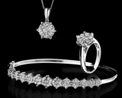 Zawieszka z białego złota z brylantami - 0,06 ct - próba 585