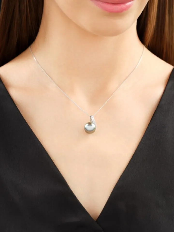 Zawieszka z białego złota z brylantami i perłą Tahiti - próba 585