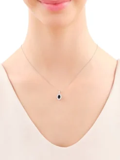 Zawieszka z białego złota z brylantami i szafirem - próba 585