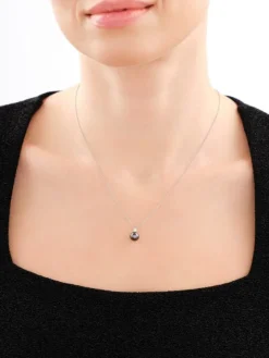 Zawieszka z białego złota z diamentem i perłą - próba 585