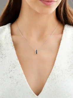 Zawieszka z białego złota z brylantami i szafirami - próba 585