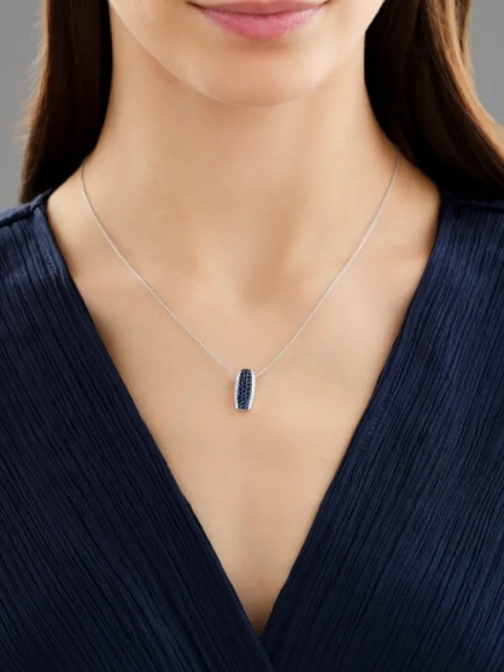 Zawieszka z białego złota z brylantami i szafirami - próba 585