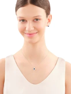 Zawieszka z białego złota z brylantami i szafirem - próba 585