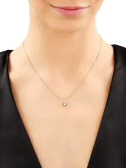 Zawieszka z żółtego złota z brylantem i szafirami kolorowymi  - kwiat - próba 585