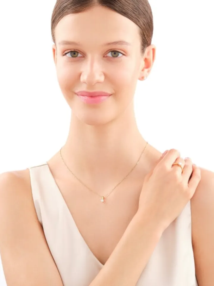 Zawieszka z żółtego złota z brylantem - 0,18 ct - próba 750