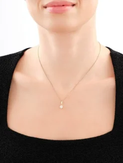 Zawieszka z żółtego złota z brylantami - 0,16 ct - próba 585