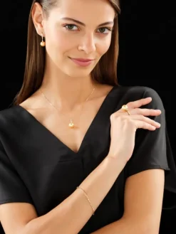 Zawieszka z żółtego złota z brylantami i perłą Golden South Sea - próba 585