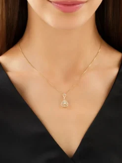 Zawieszka z żółtego złota z diamentami - 0,38 ct - próba 585