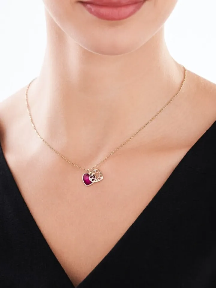 Zawieszka z żółtego złota z diamentami i emalią - serce - 0,01 ct - próba 375