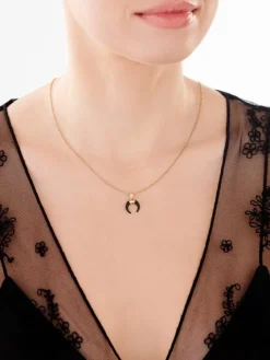 Zawieszka z żółtego złota z diamentem i onyksem - Księżyc - próba 585