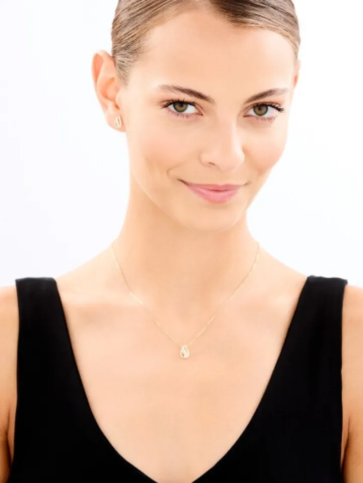 Zawieszka z żółtego złota z diamentem - 0,006 ct - próba 375