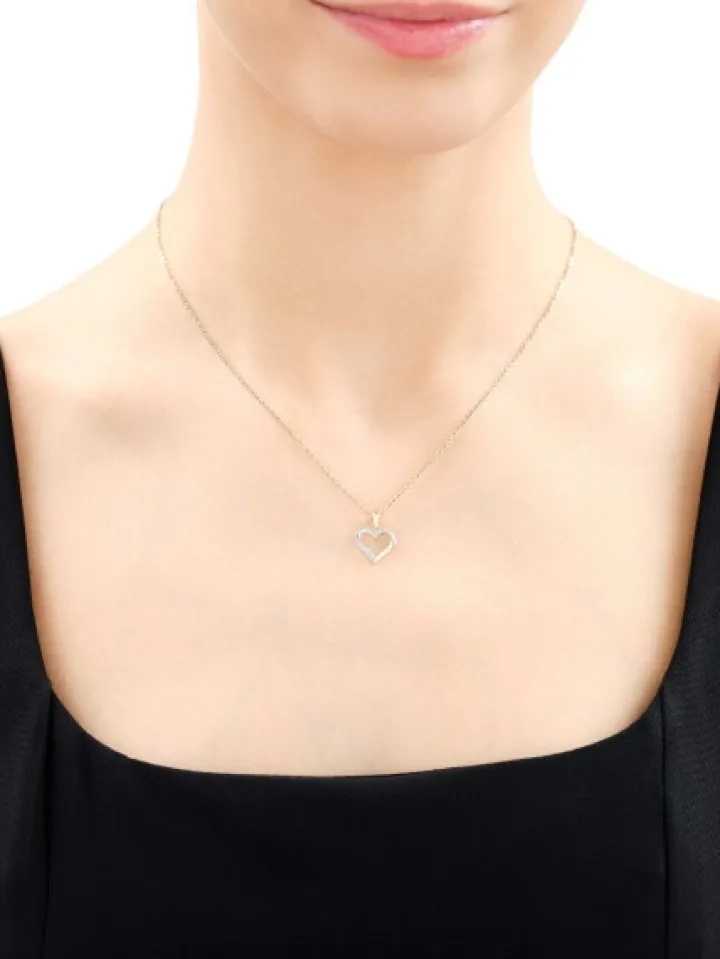 Zawieszka z żółtego złota z diamentami - serce - 0,01 ct - próba 375