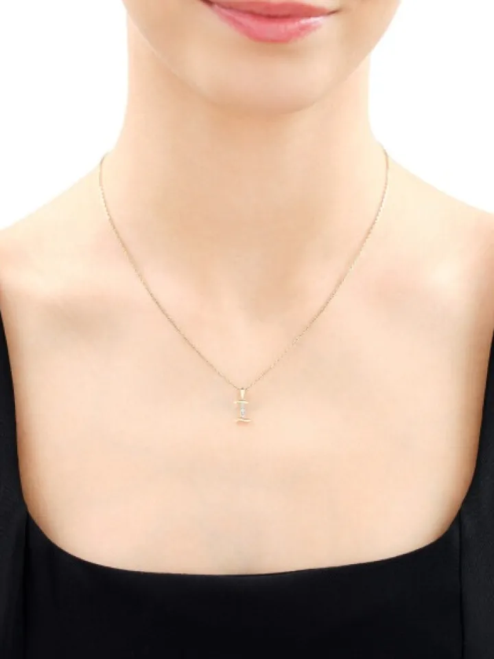 Zawieszka z żółtego złota z diamentem - litera I - 0,003 ct - próba 375
