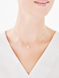 Zawieszka z żółtego złota z diamentem - 0,005 ct - próba 375