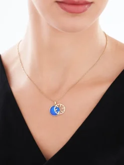 Zawieszka z żółtego złota z diamentami i emalią - rozeta - 0,01 ct - próba 375