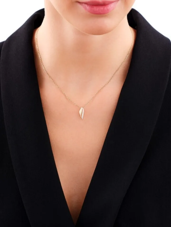 Zawieszka z żółtego złota z diamentem - 0,005 ct - próba 375