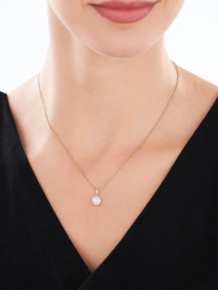 Zawieszka z żółtego złota z diamentami - 0,15 ct - próba 585