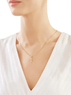 Zawieszka z żółtego złota z diamentami - krzyż - 0,05 ct - próba 375