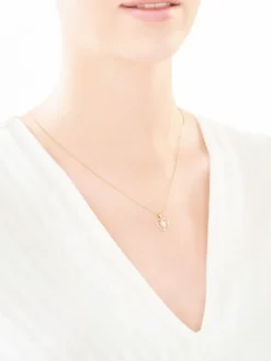 Zawieszka z żółtego złota z diamentami - medalik Matka Boska, serce - 0,006 ct - próba 585