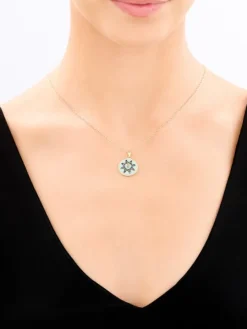 Złota zawieszka z emalią - rozeta, ręka Fatimy