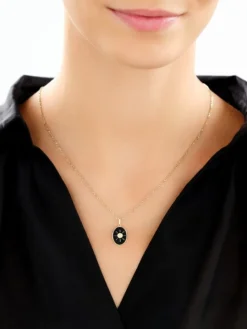 Złota zawieszka z emalią - Słońce