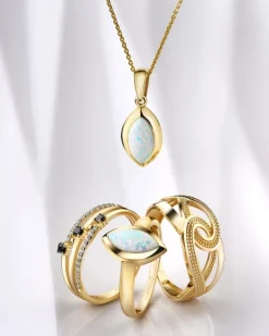 Złota zawieszka z opalitem