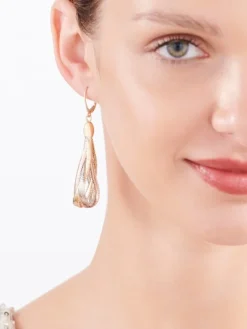 Złote kolczyki elastyczne