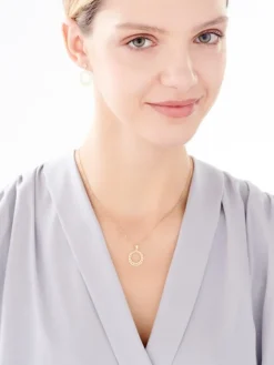 Złote kolczyki, pancerka