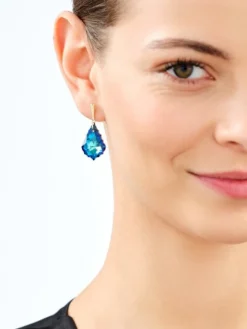 Złote kolczyki z kryształami syntetycznymi