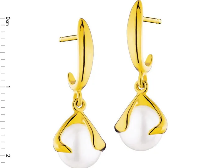 Złote kolczyki z perłami