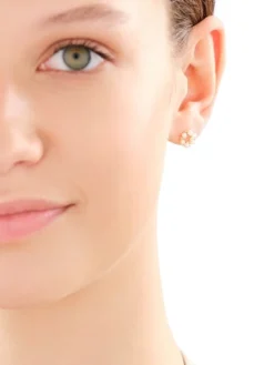 Złote kolczyki z perłami