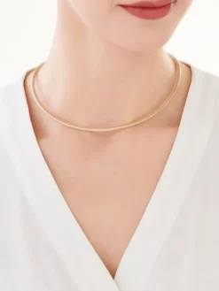 Złoty naszyjnik elastyczny z zapięciem