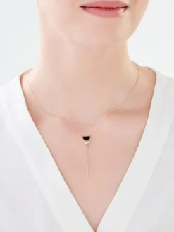 Złoty naszyjnik z agatem