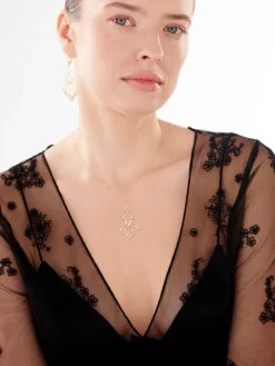 Złoty naszyjnik z cyrkoniami