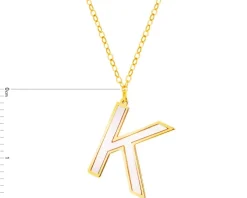 Złoty naszyjnik z masą perłową, ankier - litera K