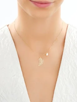 Złoty naszyjnik z perłą - liść