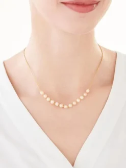 Złoty naszyjnik z perłami