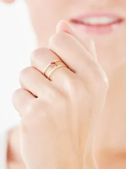 Złoty pierścionek z agatem