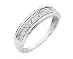 Złoty pierścionek z cyrkoniami