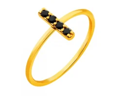 Złoty pierścionek z cyrkoniami